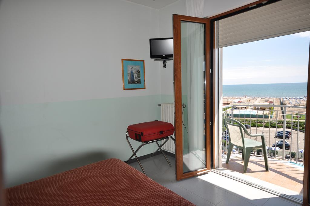 Hotel Real Sottomarina Zimmer foto